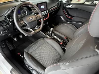 Vendo Ford Fiesta 2018 - 12500 EUR, 146800 km - AUTO.MOTO.pt