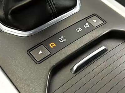 Vendo Land Rover Range Rover Evoque 2015 - 23500 EUR, 152000 km - AUTO.MOTO.pt