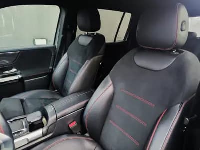 Vendo Mercedes-Benz GLB 200 2021 - 38950 EUR, 70000 km - AUTO.MOTO.pt