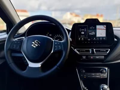 Vendo Suzuki S-Cross 2025 - 33950 EUR, 30 km - AUTO.MOTO.pt