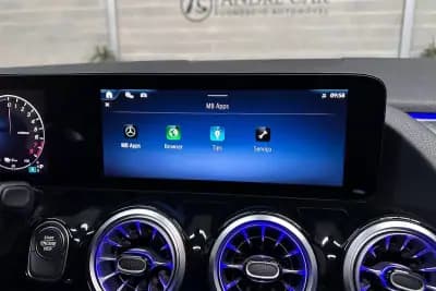 Vendo Mercedes-Benz GLA 250 2024 - 40950 EUR, 31091 km - AUTO.MOTO.pt