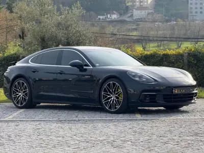 Vendo Porsche Panamera 2017 - 58990 EUR, 114000 km - AUTO.MOTO.pt