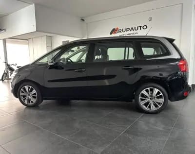 Vendo Citroën C4 Grand Picasso 2015 - 13450 EUR, 120000 km - AUTO.MOTO.pt