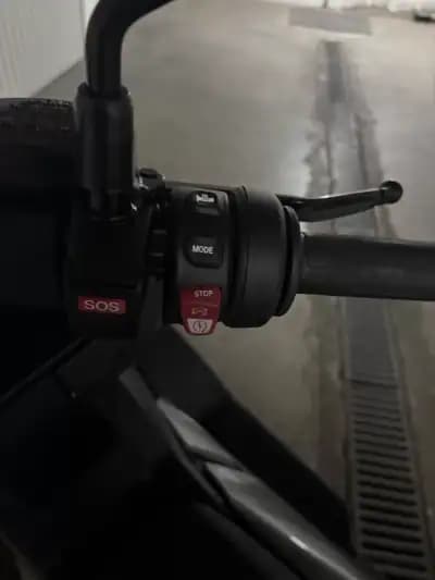 Vendo mota BMW CE 04 2022 - 8250 EUR, 13000 km - AUTO.MOTO.pt