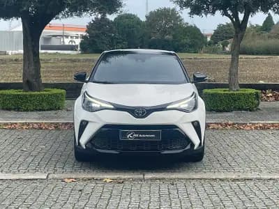 Vendo Toyota C-HR 2022 - 31400 EUR, 74000 km - AUTO.MOTO.pt