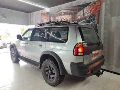 Vendo Mitsubishi Pajero Sport 2002 - 9000 EUR, 235000 km - AUTO.MOTO.pt