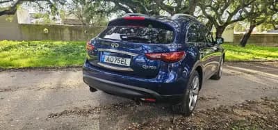 Vendo Infiniti QX70 2016 - 26990 EUR, 198900 km - AUTO.MOTO.pt