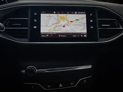 Sell Peugeot 308 SW 2020 - 21450 EUR, 80000 km - AUTO.MOTO.pt