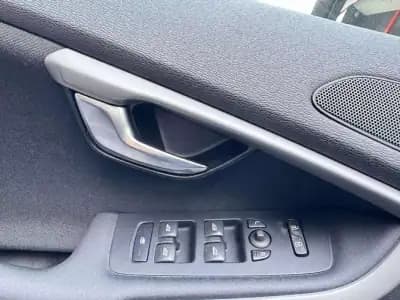 Sell Volvo V40 Cross Country 2014 - 12750 EUR, 189500 km - AUTO.MOTO.pt