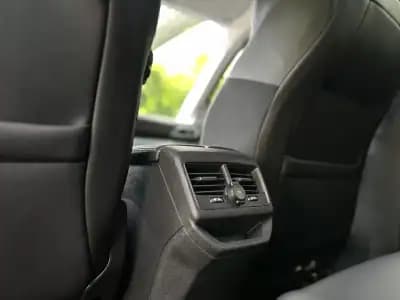 Vendo Peugeot 3008 2022 - 22900 EUR, 94000 km - AUTO.MOTO.pt