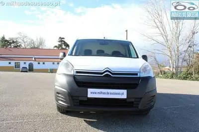 Sell Citroën Berlingo 2018 - 10500 EUR, 186000 km - AUTO.MOTO.pt