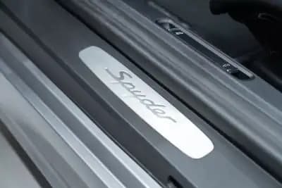 Vendo Porsche 718 Spyder 2020 - 129950 EUR, 16000 km - AUTO.MOTO.pt