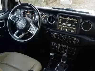Sell Jeep Wrangler Unlimited 2019 - 62900 EUR, 123841 km - AUTO.MOTO.pt