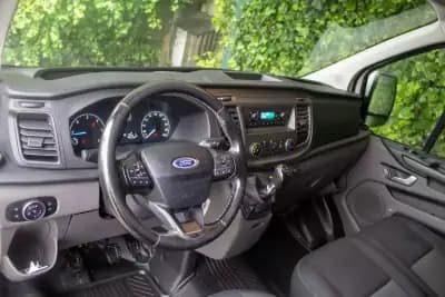 Vendo Ford Transit 2019 - 16900 EUR, 211600 km - AUTO.MOTO.pt