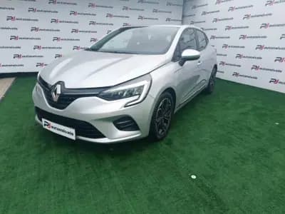 Vendo Renault Clio 2020 - 13990 EUR, 94621 km - AUTO.MOTO.pt