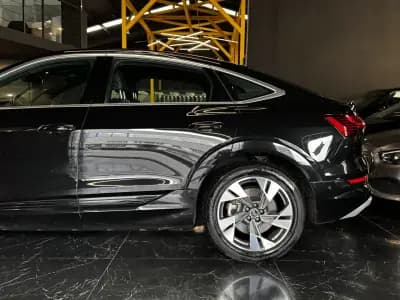 Vendo Audi e-tron Sportback 2022 - 39990 EUR, 95200 km - AUTO.MOTO.pt