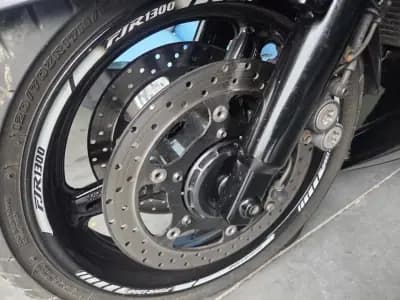 Sell Yamaha FJR 1300ES 2006 - 4500 EUR, 1 km - AUTO.MOTO.pt