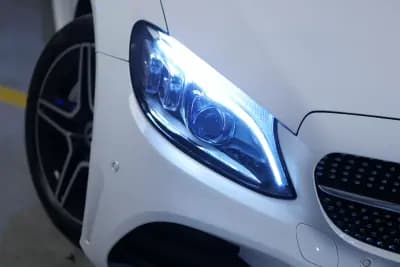 Vendo Mercedes-Benz C 300 2020 - 25500 EUR, 203000 km - AUTO.MOTO.pt