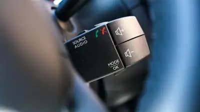 Vendo Renault Clio 2018 - 12000 EUR, 78100 km - AUTO.MOTO.pt