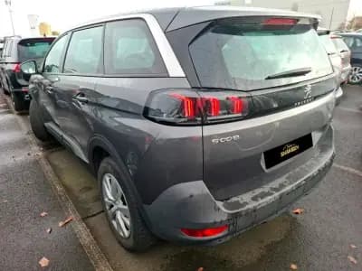 Vendo Peugeot 5008 2022 - 18990 EUR, 101202 km - AUTO.MOTO.pt