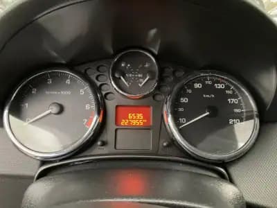 Sell Peugeot 207 2007 - 4990 EUR, 227955 km - AUTO.MOTO.pt