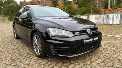 Vendo Volkswagen Golf 2015 - 21500 EUR, 176000 km - AUTO.MOTO.pt