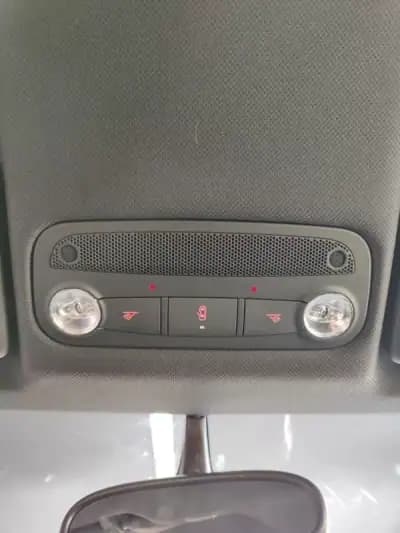 Vendo Audi TT Coupé 2009 - 21150 EUR, 115300 km - AUTO.MOTO.pt