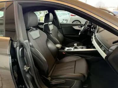 Sell Audi A5 Sportback 2019 - 33500 EUR, 98486 km - AUTO.MOTO.pt