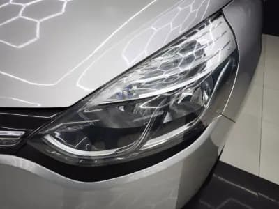 Sell Renault Clio 2015 - 9250 EUR, 201119 km - AUTO.MOTO.pt