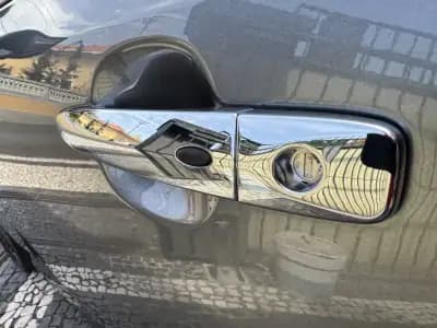 Vendo Nissan Leaf 2022 - 26950 EUR, 33000 km - AUTO.MOTO.pt