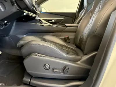 Sell Peugeot 3008 2018 - 20000 EUR, 163500 km - AUTO.MOTO.pt