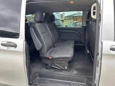 Vendo Mercedes-Benz Vito Tourer 2015 - 28490 EUR, 196000 km - AUTO.MOTO.pt