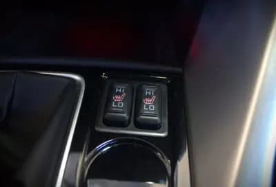 Sell Mitsubishi Eclipse Cross 2018 - 20900 EUR, 33000 km - AUTO.MOTO.pt