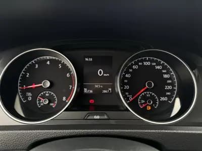 Sell Volkswagen Golf 2019 - 15990 EUR, 95000 km - AUTO.MOTO.pt