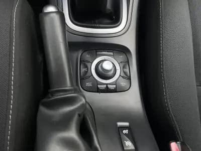 Vendo Renault Mégane 2011 - 7500 EUR, 272530 km - AUTO.MOTO.pt