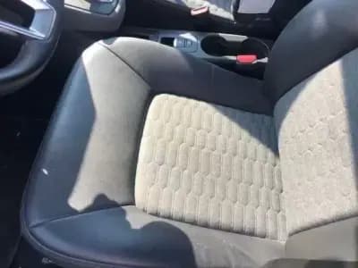 Vendo Renault Zoe 2020 - 15999 EUR, 60000 km - AUTO.MOTO.pt