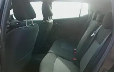 Vendo Nissan Leaf 2022 - 15000 EUR, 34000 km - AUTO.MOTO.pt