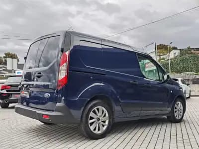Vendo Ford Transit Connect 2019 - 13750 EUR, 121000 km - AUTO.MOTO.pt