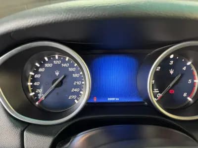 Sell Maserati Ghibli 2014 - 31000 EUR, 226000 km - AUTO.MOTO.pt