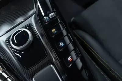 Sell Mercedes-Benz AMG GT 2020 - 279950 EUR, 12000 km - AUTO.MOTO.pt