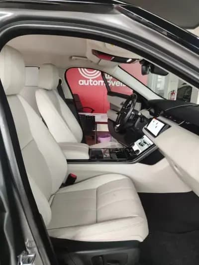 Vendo Land Rover Range Rover Velar 2018 - 34450 EUR, 154350 km - AUTO.MOTO.pt