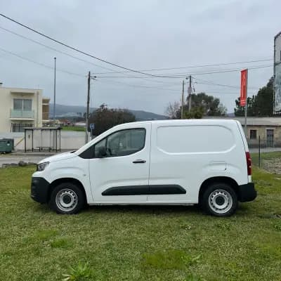 Sell Peugeot Partner 2020 - 13900 EUR, 63682 km - AUTO.MOTO.pt