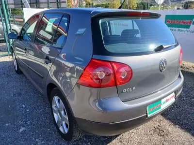Vendo Volkswagen Golf 2006 - 7150 EUR, 102943 km - AUTO.MOTO.pt