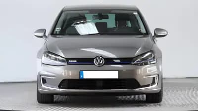 Vendo Volkswagen e-Golf 2016 - 9990 EUR, 130000 km - AUTO.MOTO.pt