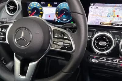 Vendo Mercedes-Benz GLA 250 2022 - 34950 EUR, 58115 km - AUTO.MOTO.pt