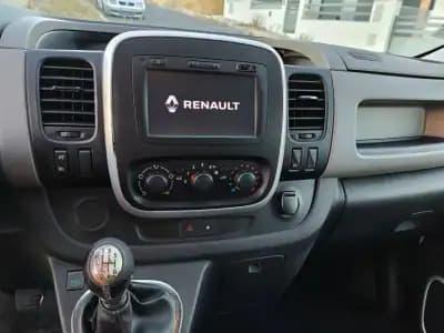Vendo Renault Trafic 1.6DCi L1H1 2016 - 11965 EUR, 266000 km - AUTO.MOTO.pt