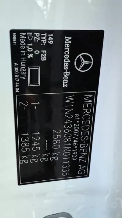 Sell Mercedes-Benz EQB 2022 - 35990 EUR, 92000 km - AUTO.MOTO.pt