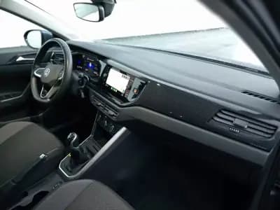 Vendo Volkswagen Taigo 2024 - 19700 EUR, 24800 km - AUTO.MOTO.pt