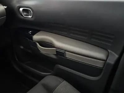 Sell Citroën C4 Cactus 2018 - 12950 EUR, 93000 km - AUTO.MOTO.pt