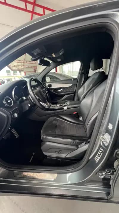 Sell Mercedes-Benz GLC 250 2018 - 43500 EUR, 90000 km - AUTO.MOTO.pt